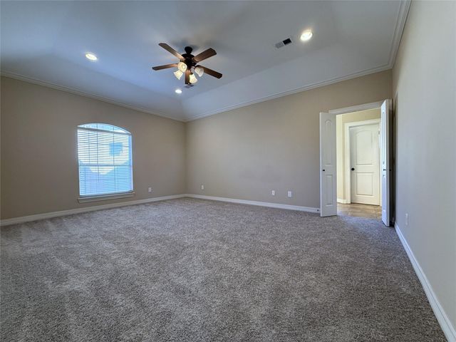 5305 Egbert C, Houston, TX 77007