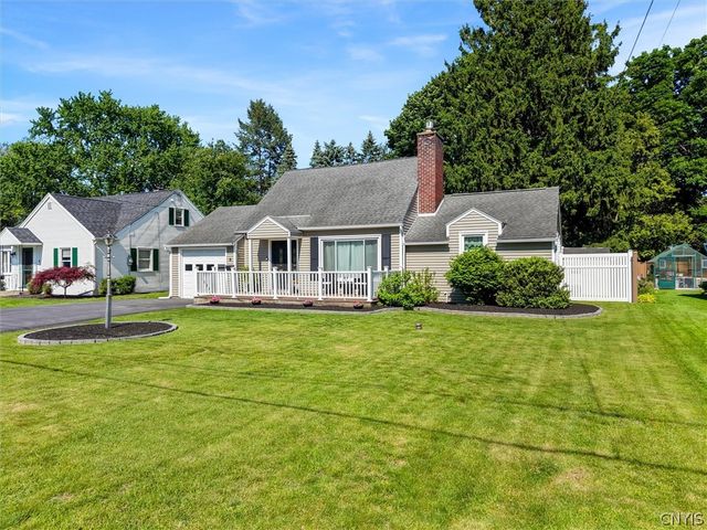 6 Fay Park Drive, Salina, NY 13212