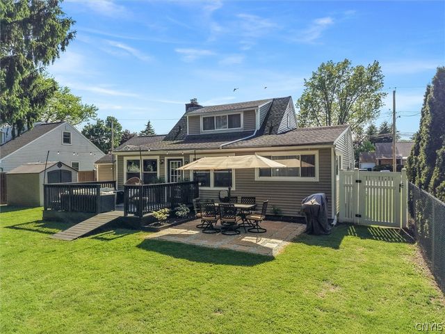 6 Fay Park Drive, Salina, NY 13212