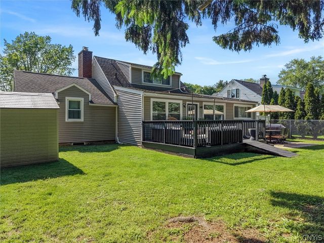 6 Fay Park Drive, Salina, NY 13212
