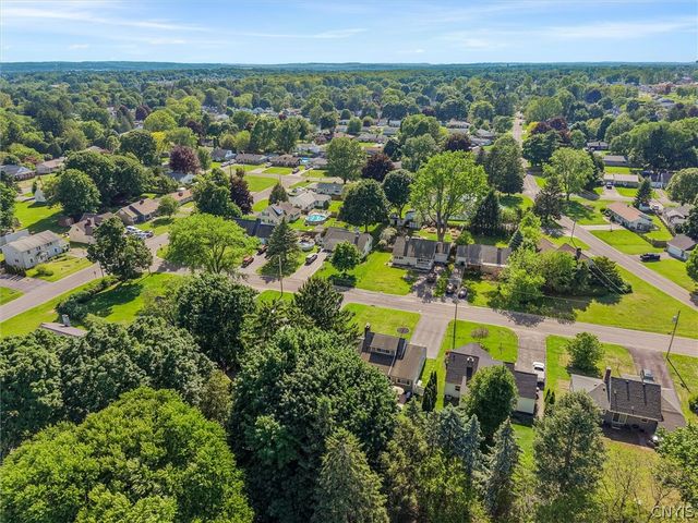 6 Fay Park Drive, Salina, NY 13212