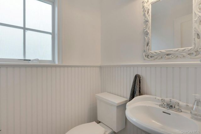 237 6th Street, Greenport, NY 11944