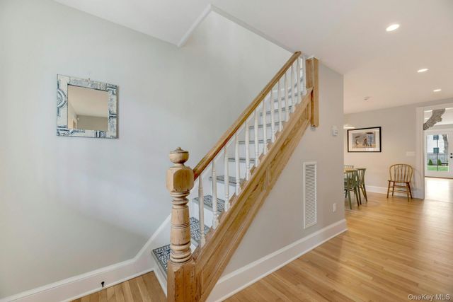 237 6th Street, Greenport, NY 11944