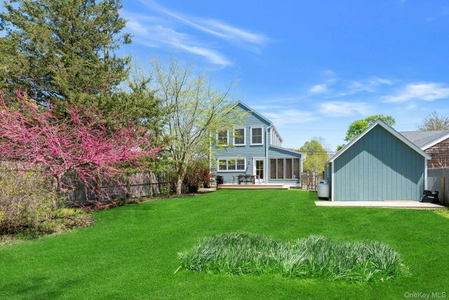 237 6th Street, Greenport, NY 11944