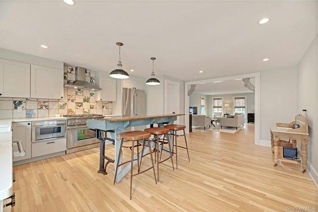 237 6th Street, Greenport, NY 11944