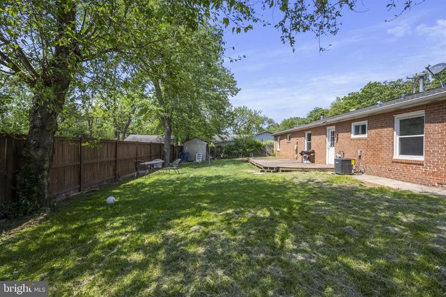 603 W CHURCH RD, Sterling, VA 20164