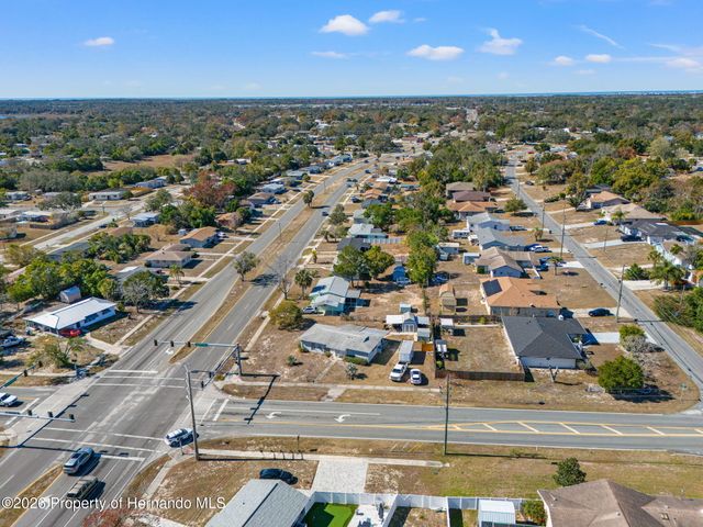 6634 N Pinehurst Drive, Spring Hill, FL 34606