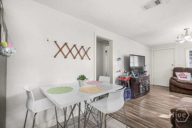 1513 Vine Street, Savannah, GA 31401