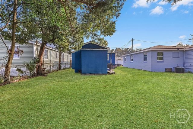 1513 Vine Street, Savannah, GA 31401