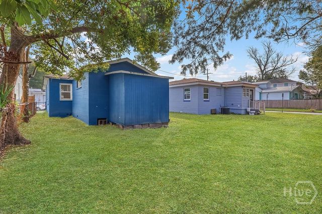 1513 Vine Street, Savannah, GA 31401