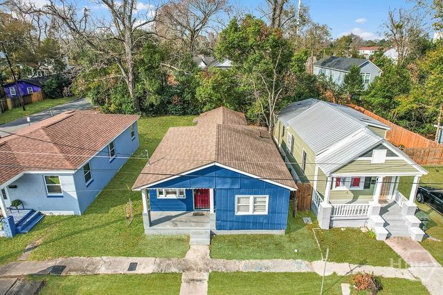 1513 Vine Street, Savannah, GA 31401