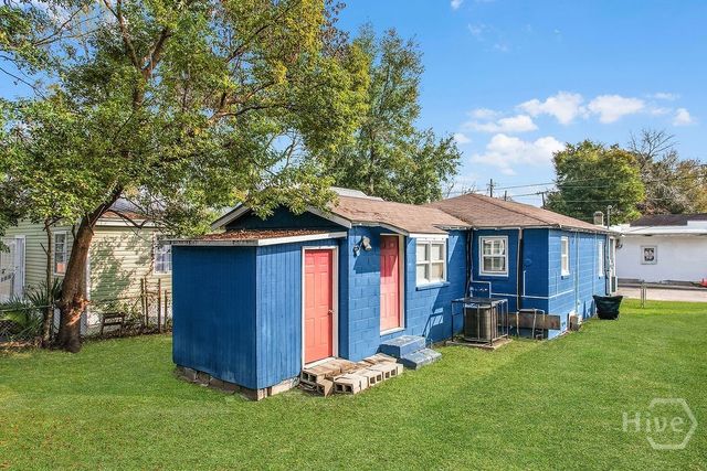 1513 Vine Street, Savannah, GA 31401