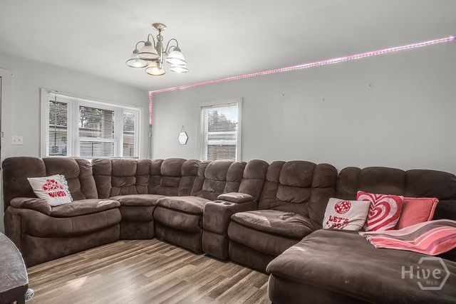 1513 Vine Street, Savannah, GA 31401