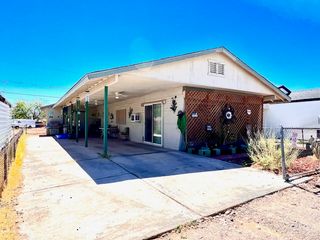 2038 Gregg Lane, Bullhead City, AZ 86442