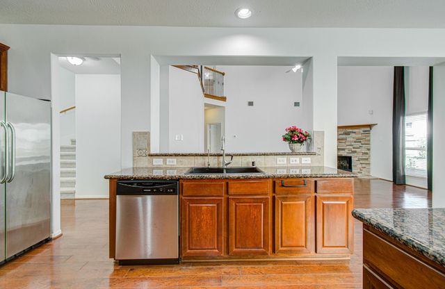 13610 Cypress Heath Ct, Cypress, TX 77429