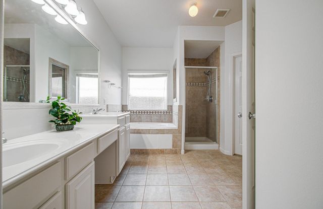 13610 Cypress Heath Ct, Cypress, TX 77429