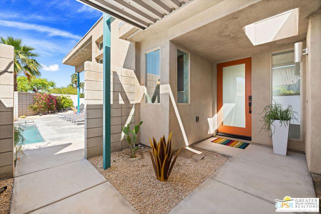 1155 Lucent Court, Palm Springs, CA 92262