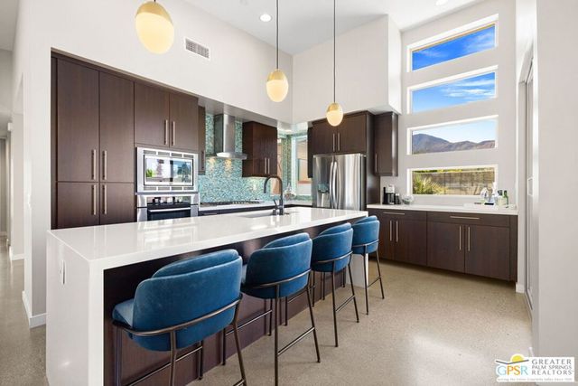 1155 Lucent Court, Palm Springs, CA 92262