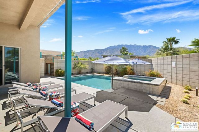 1155 Lucent Court, Palm Springs, CA 92262