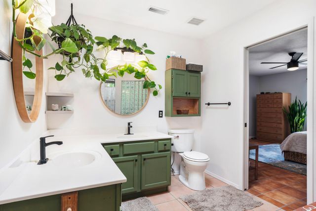 100 Sherlock Court, Corrales, NM 87048