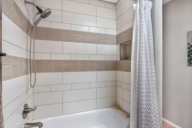 100 Sherlock Court, Corrales, NM 87048