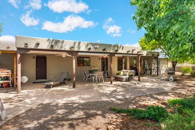 100 Sherlock Court, Corrales, NM 87048