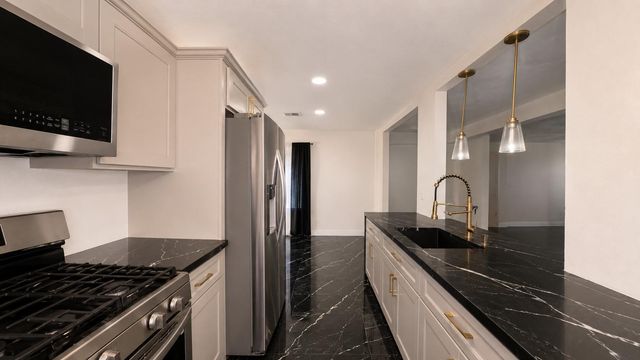 12718 Labelle Lane, Houston, TX 77015
