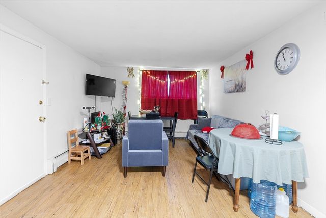 69 W Elm Ter 1, Brockton, MA 02301