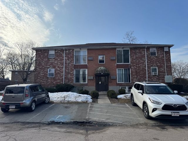 69 W Elm Ter 1, Brockton, MA 02301