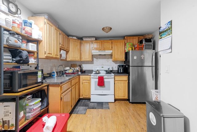 69 W Elm Ter 1, Brockton, MA 02301