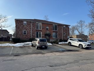 69 W Elm Ter 1, Brockton, MA 02301