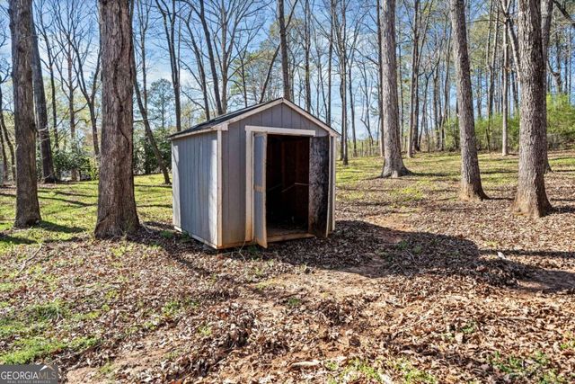 228 Hawkins Farm Circle, Ball Ground, GA 30107