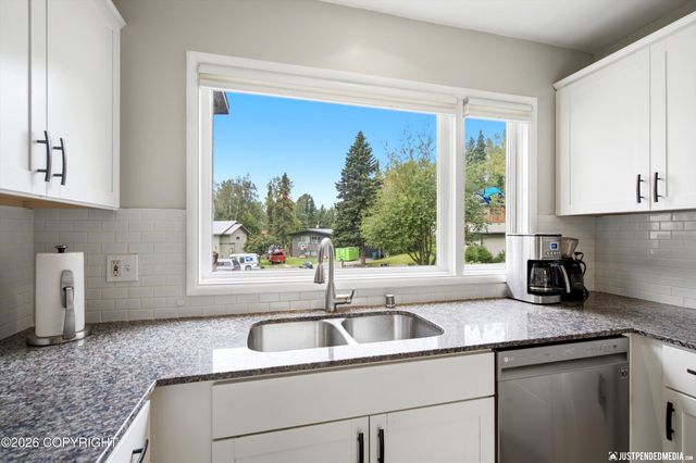 13125 Bay Circle, Anchorage, AK 99515