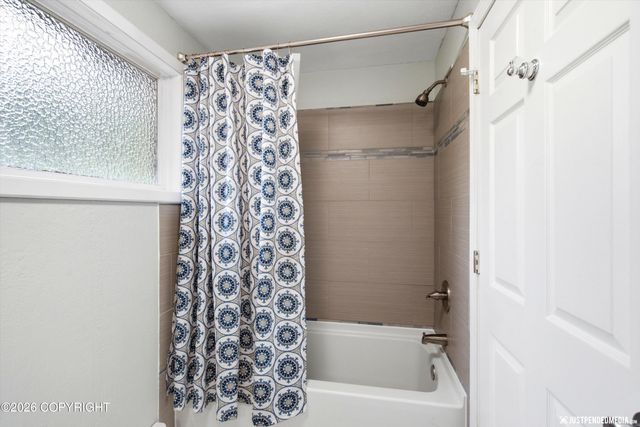13125 Bay Circle, Anchorage, AK 99515