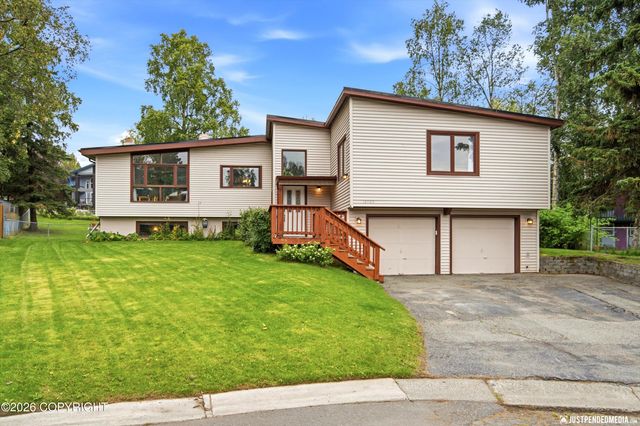 13125 Bay Circle, Anchorage, AK 99515