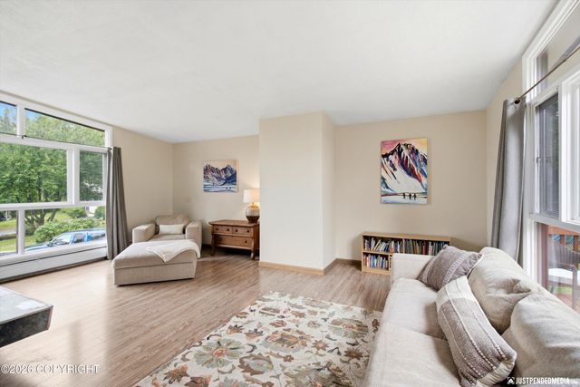 13125 Bay Circle, Anchorage, AK 99515