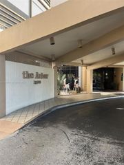 1400 Saint Charles Pl 207, Pembroke Pines, FL 33026