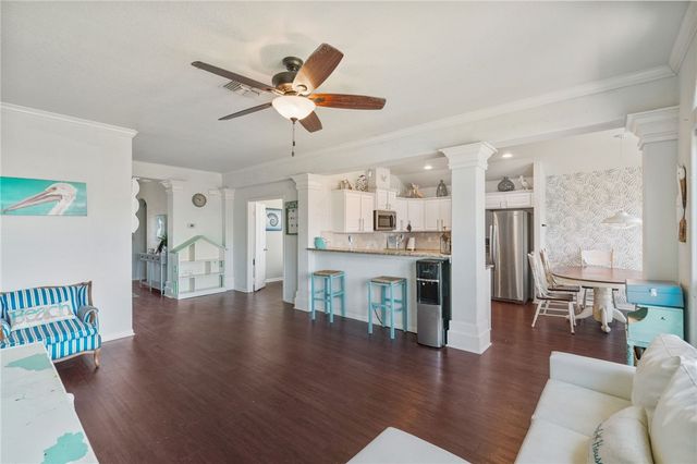 1000 Imperial St, Portland, TX 78374