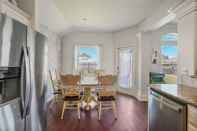 1000 Imperial St, Portland, TX 78374