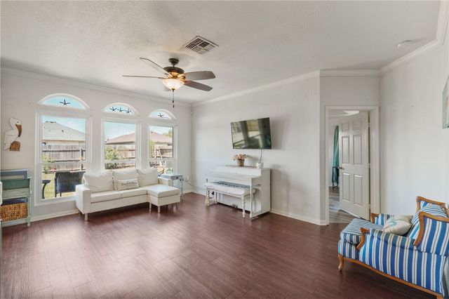 1000 Imperial St, Portland, TX 78374