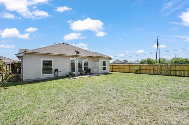 1000 Imperial St, Portland, TX 78374
