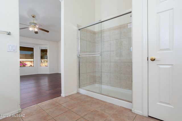 1047 N Cowboy Canyon Drive, Green Valley, AZ 85614