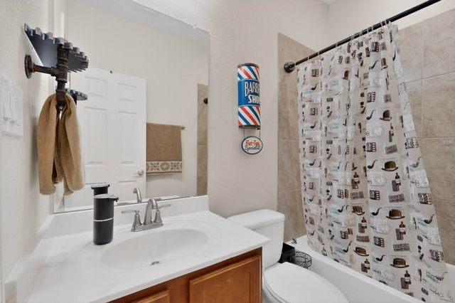 2700 Rio Del Norte, Santa Fe, NM 87507