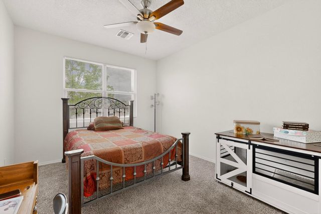 2700 Rio Del Norte, Santa Fe, NM 87507