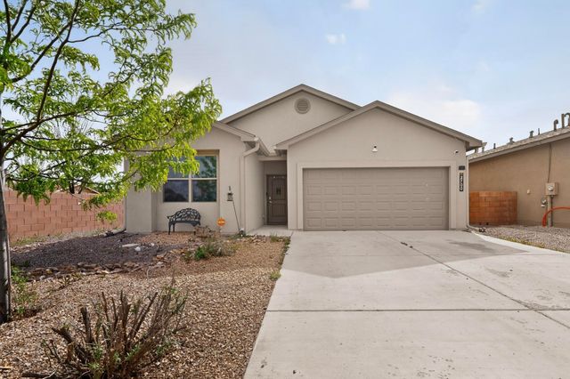 2700 Rio Del Norte, Santa Fe, NM 87507