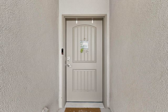 2700 Rio Del Norte, Santa Fe, NM 87507