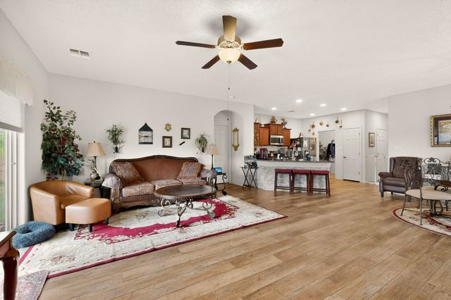 2700 Rio Del Norte, Santa Fe, NM 87507