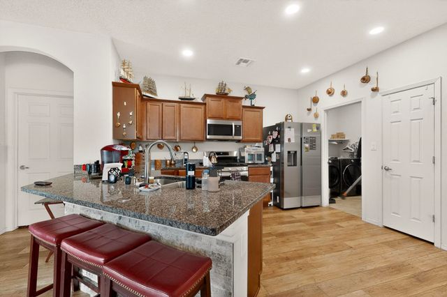 2700 Rio Del Norte, Santa Fe, NM 87507
