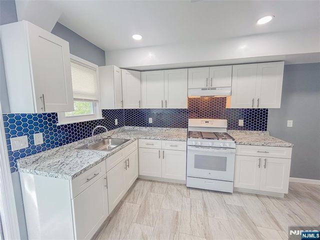 413 S 16th Street, Newark, NJ 07103