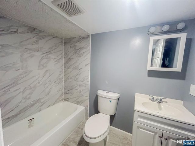 413 S 16th Street, Newark, NJ 07103